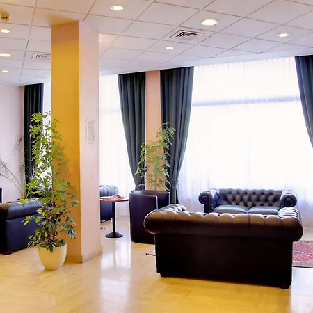 Hotell Executive Meeting & Events 4*