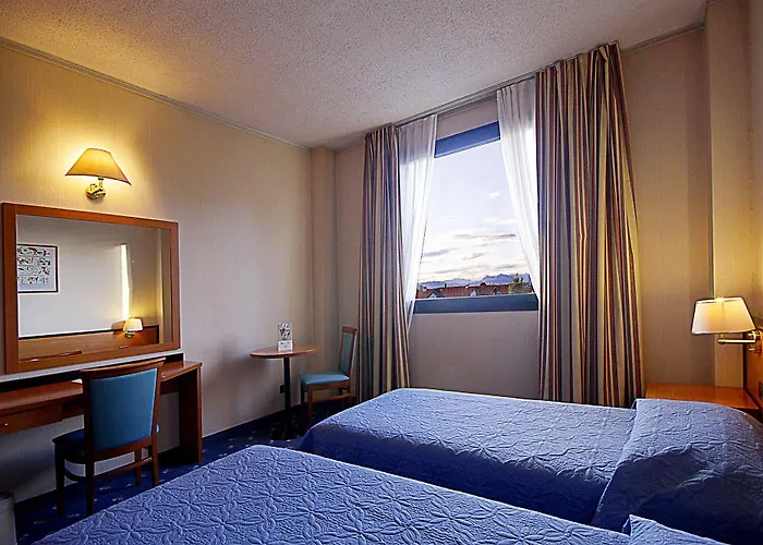 Executive Meeting & Events 4*